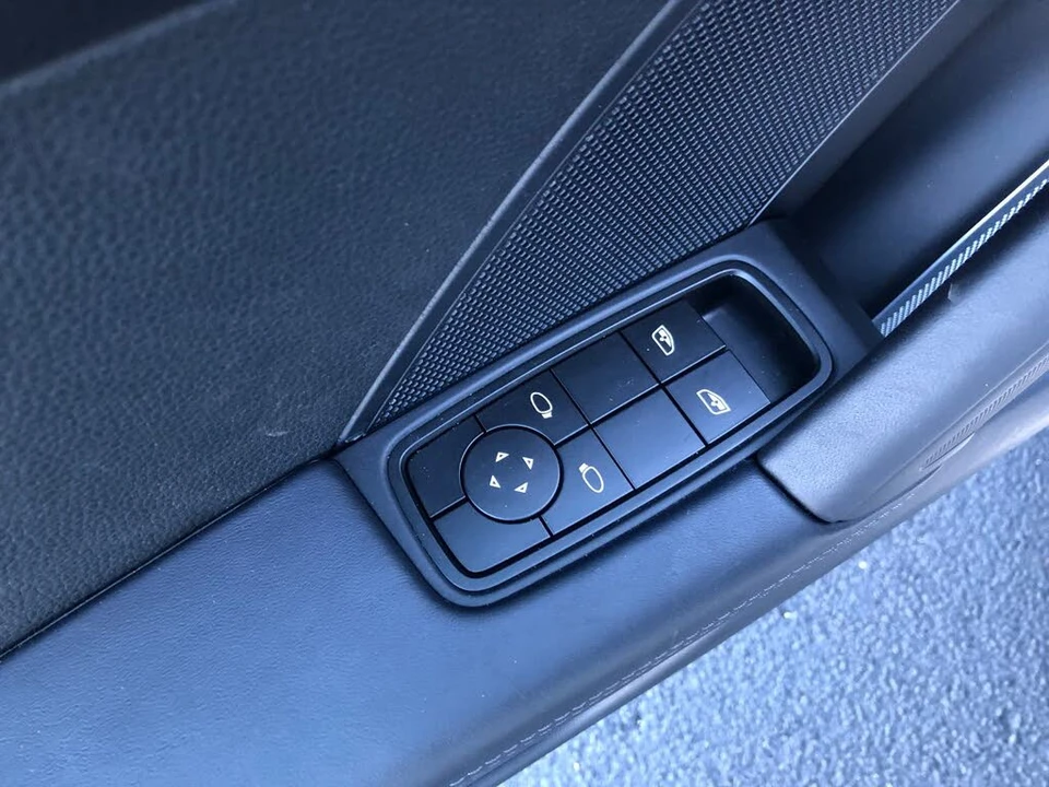 2024 Porsche 992 Carrera S - Image 12 of 31