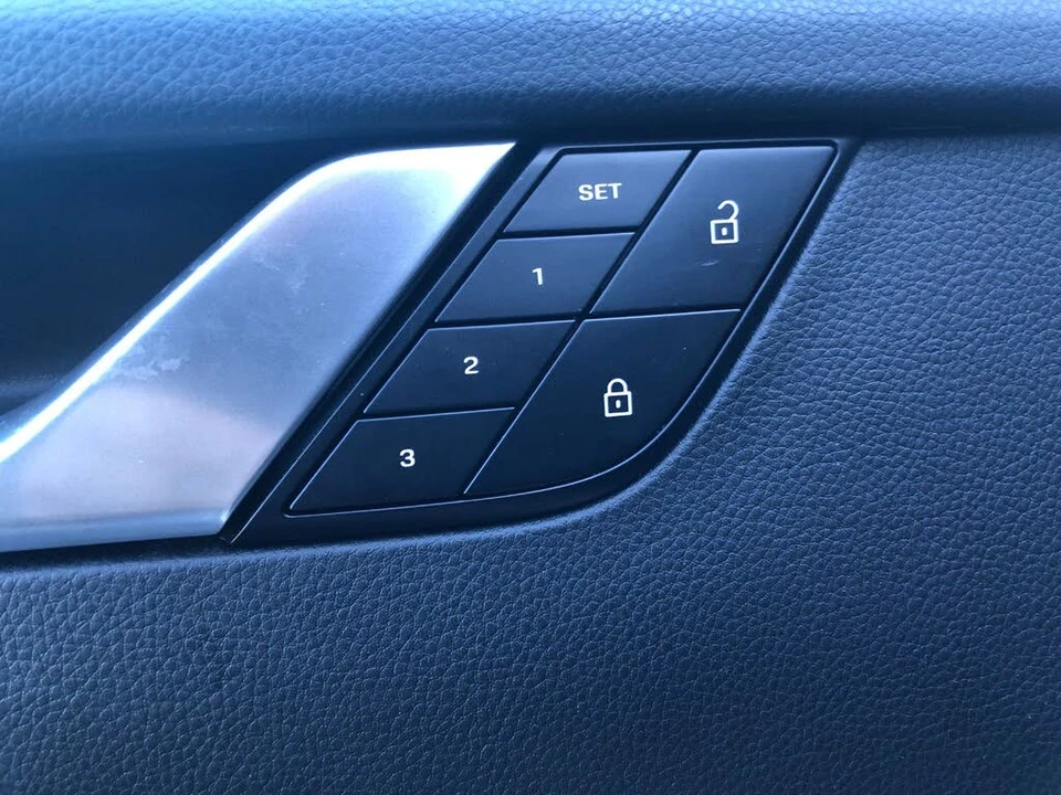 2024 Porsche 992 Carrera S - Image 13 of 31