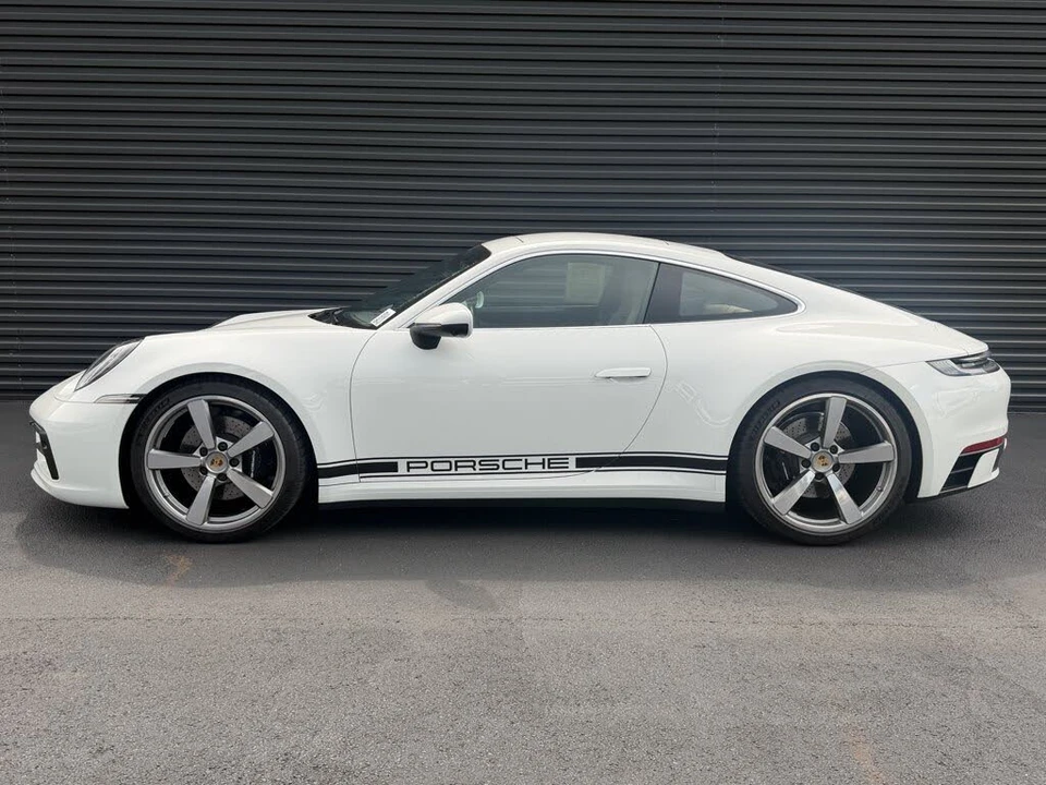 2024 Porsche 992 Carrera S - Image 2 of 31
