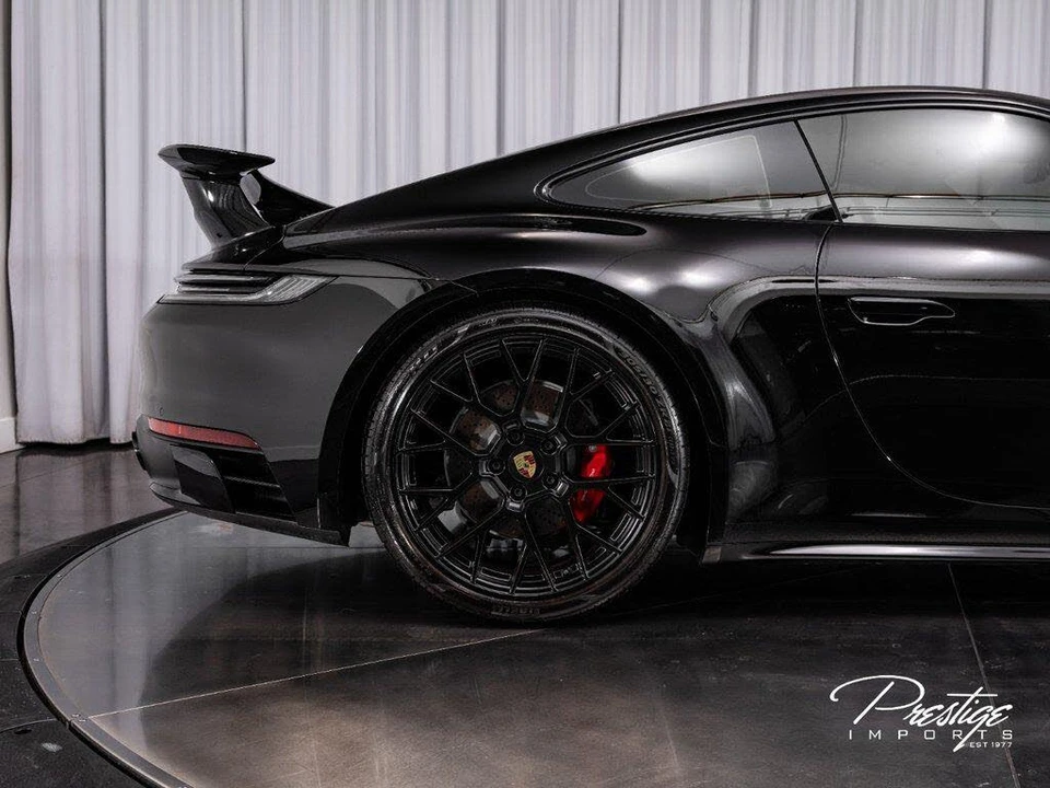 2024 Porsche 992 Carrera S - Image 18 of 31