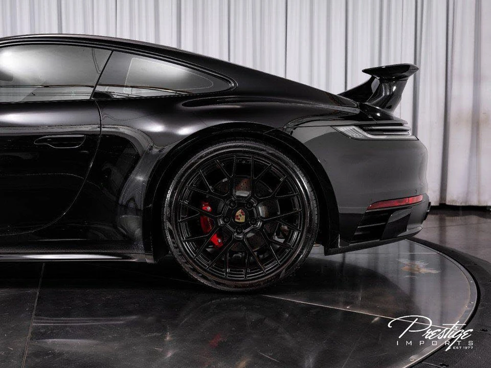 2024 Porsche 992 Carrera S - Image 8 of 31