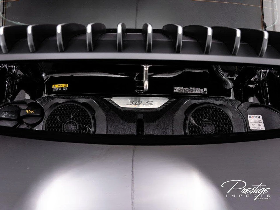 2024 Porsche 992 Carrera S - Image 15 of 31