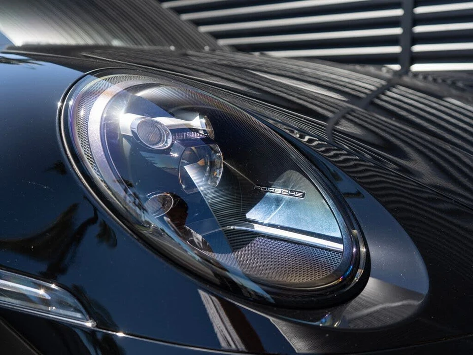 2024 Porsche 992 Carrera S - Image 13 of 31