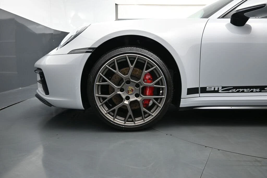 2024 Porsche 992 Carrera S - Image 5 of 31