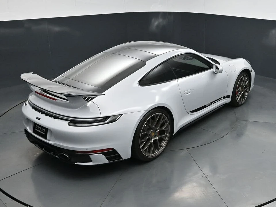 2024 Porsche 992 Carrera S - Image 18 of 31