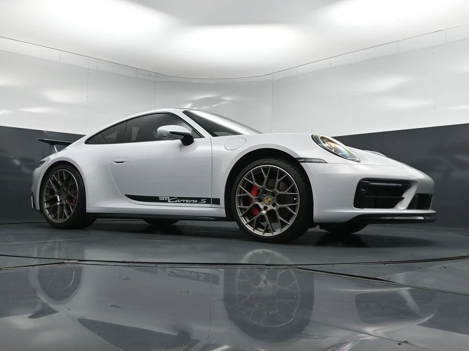 2024 Porsche 992 Carrera S - Image 28 of 31
