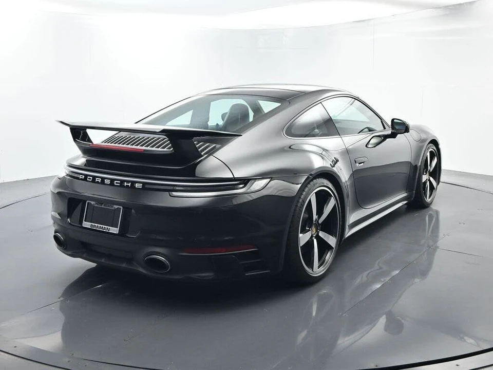 2024 Porsche 992 Carrera S - Image 12 of 31