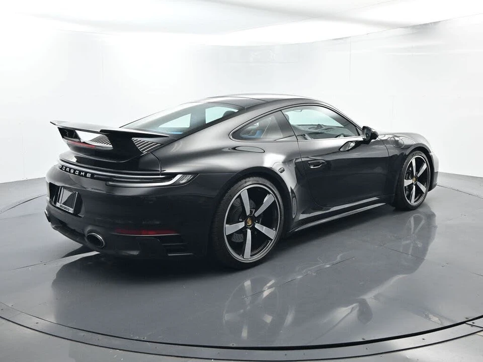 2024 Porsche 992 Carrera S - Image 13 of 31