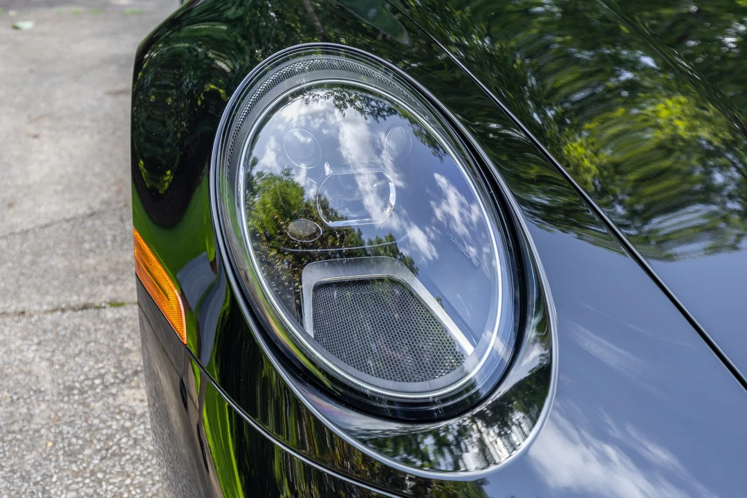 2024 Porsche 992 Carrera S - Image 17 of 31