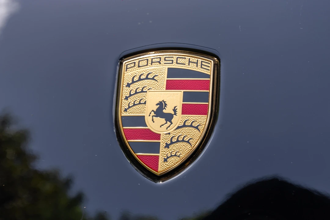 2024 Porsche 992 Carrera S - Image 18 of 31