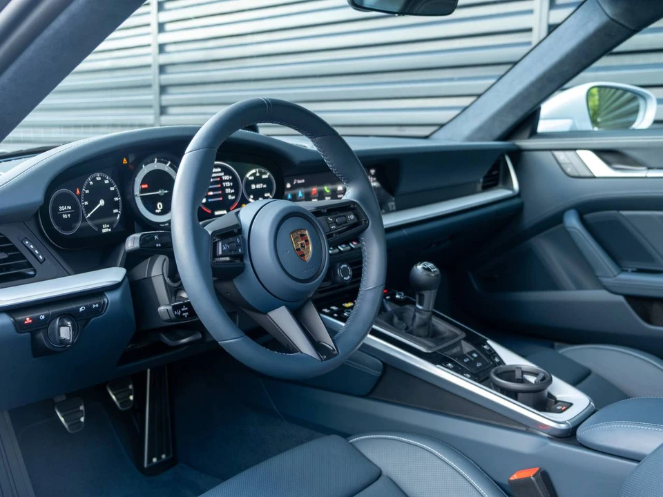 2024 Porsche 992 Carrera S - Image 4 of 5