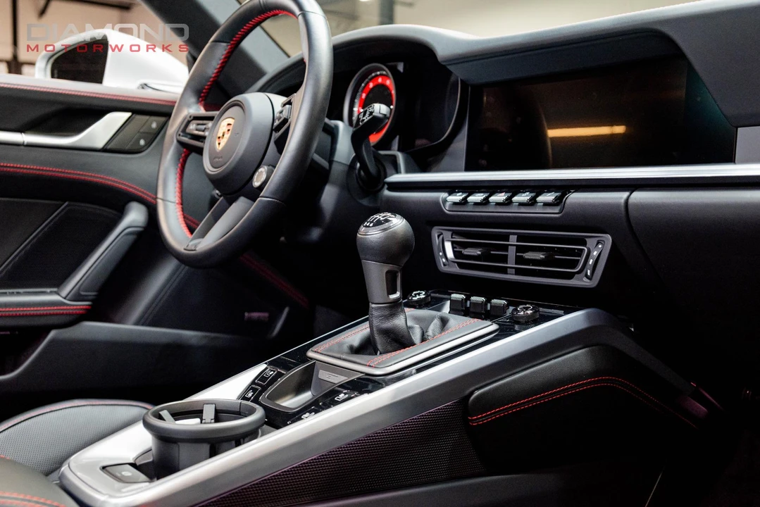 2024 Porsche 992 Carrera S - Image 11 of 14