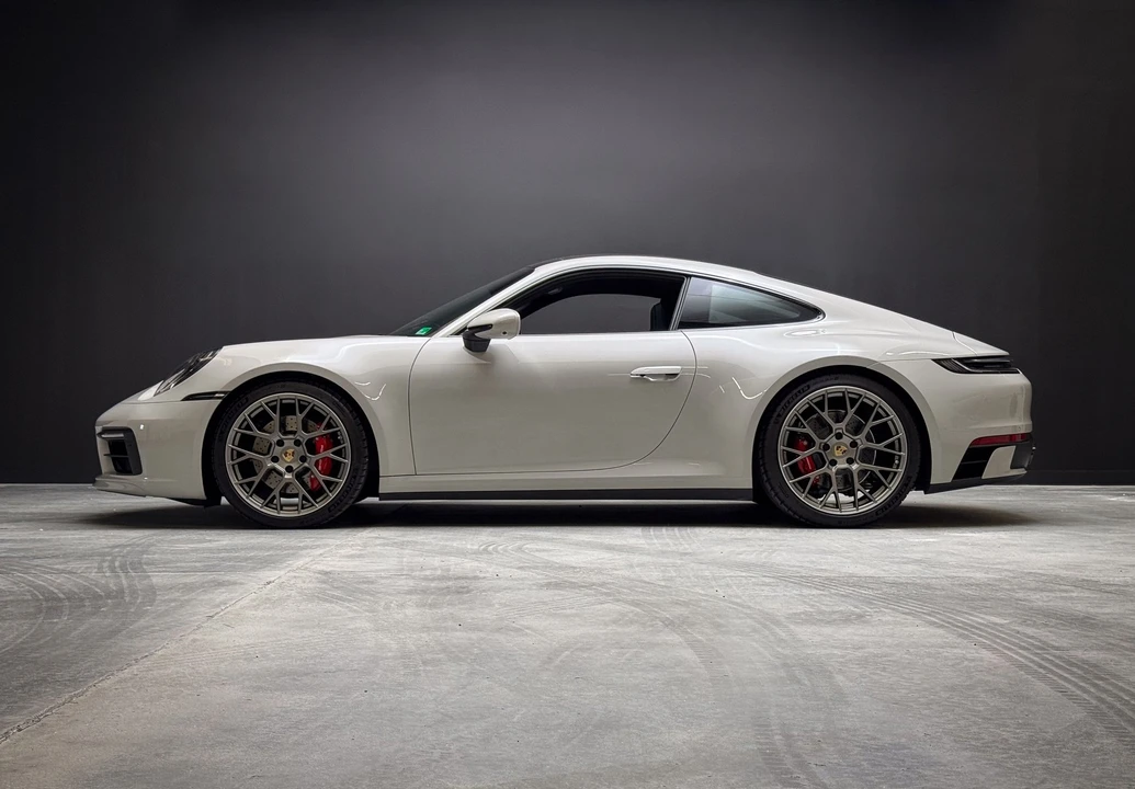 2024 Porsche 992 Carrera S - Image 2 of 9