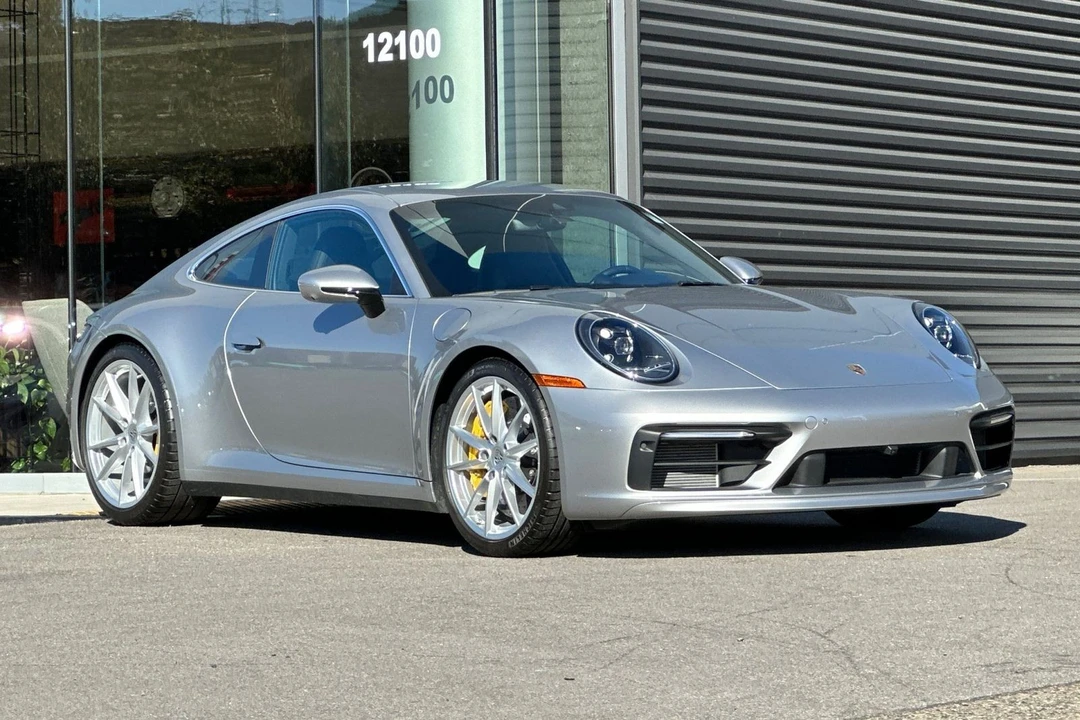 2024 Porsche - Image 10 of 31