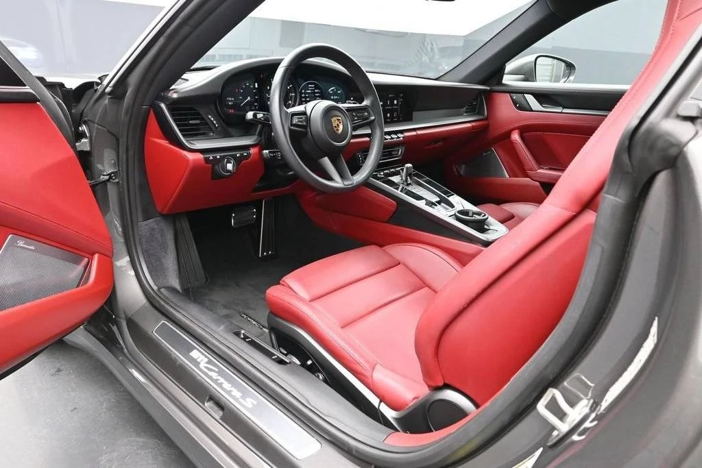 2024 Porsche 992 Carrera S - Image 4 of 4
