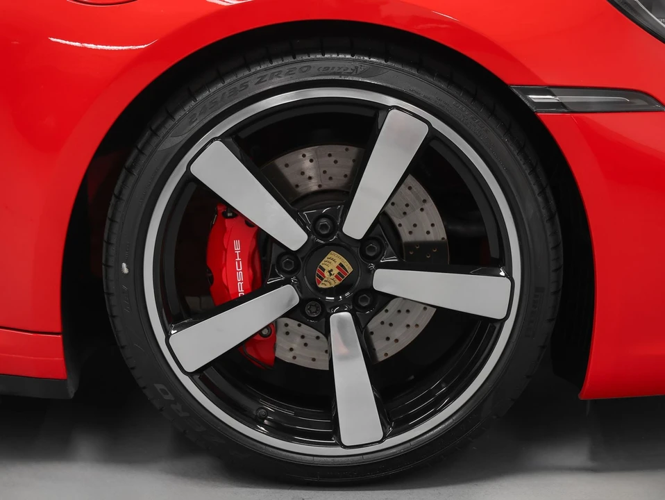 2024 Porsche 992 Carrera S - Image 15 of 31