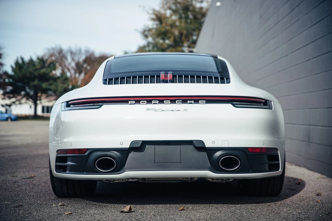2024 Porsche 992 Carrera S - Image 16 of 31