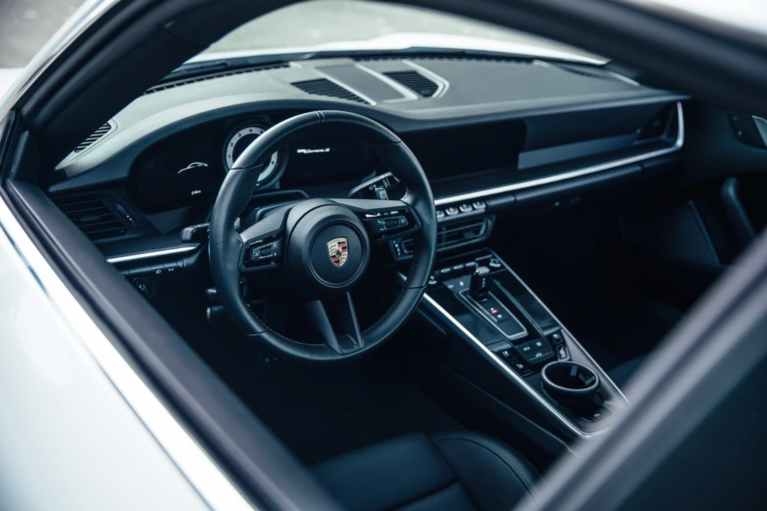 2024 Porsche 992 Carrera S - Image 10 of 31