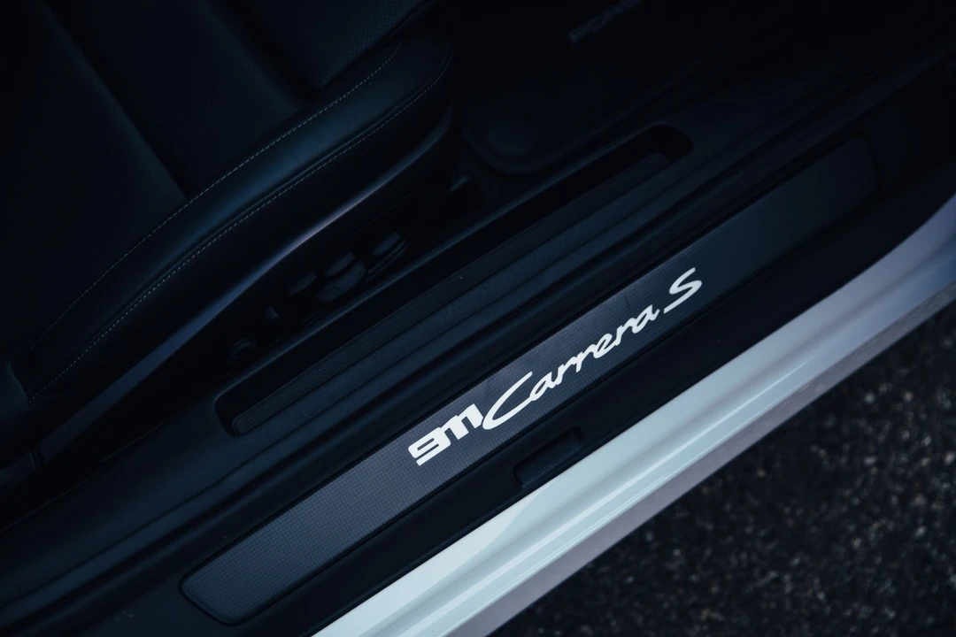 2024 Porsche - Image 7 of 31