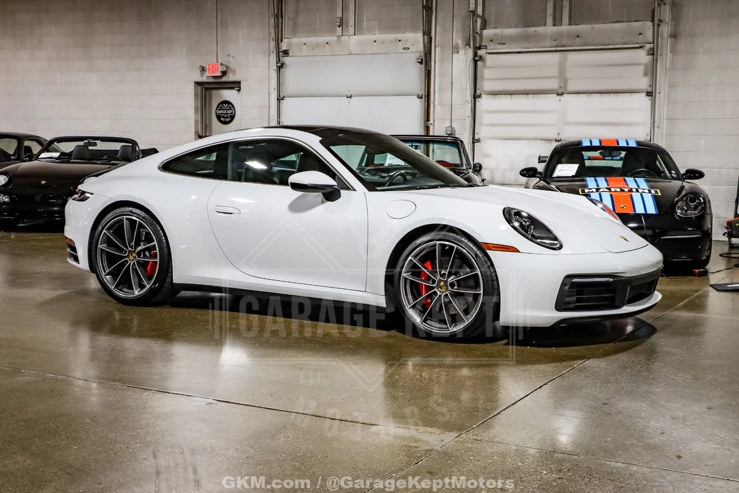 2024 Porsche - Image 26 of 31