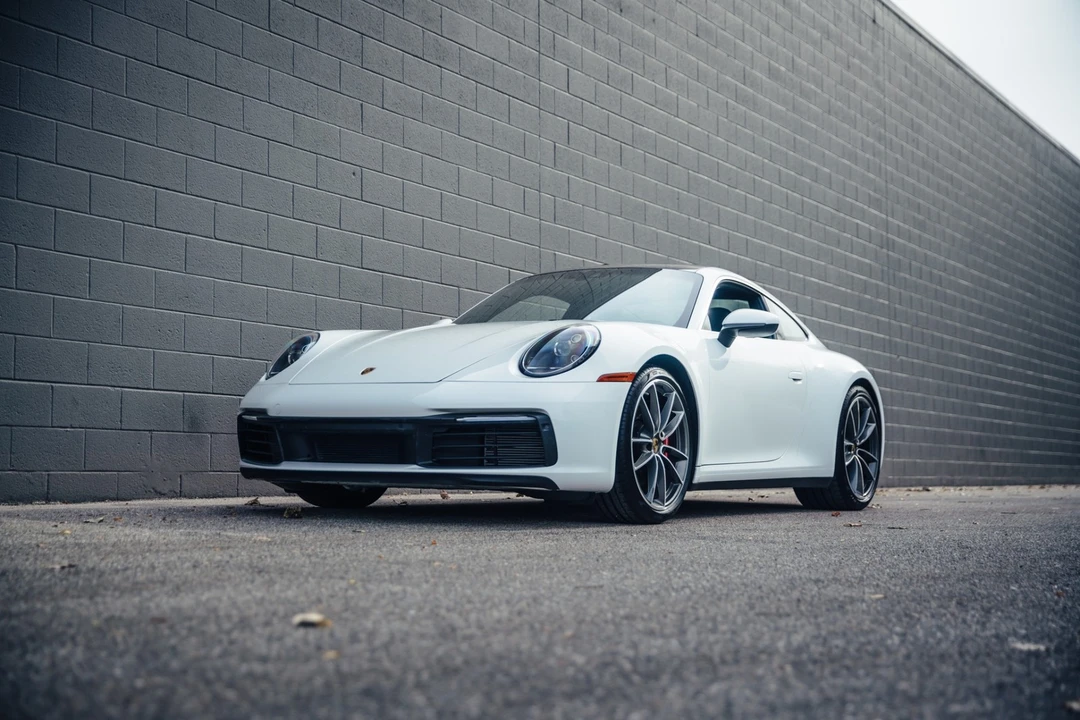 2024 Porsche - Image 4 of 31
