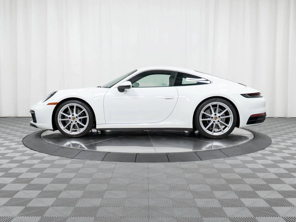 2024 Porsche 992 Carrera S - Image 2 of 4