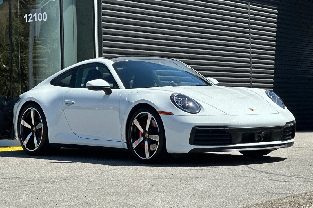 2024 Porsche 992 Carrera S - Image 10 of 31
