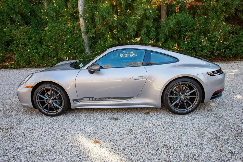 2024 Porsche 992 Carrera T - Image 2 of 5