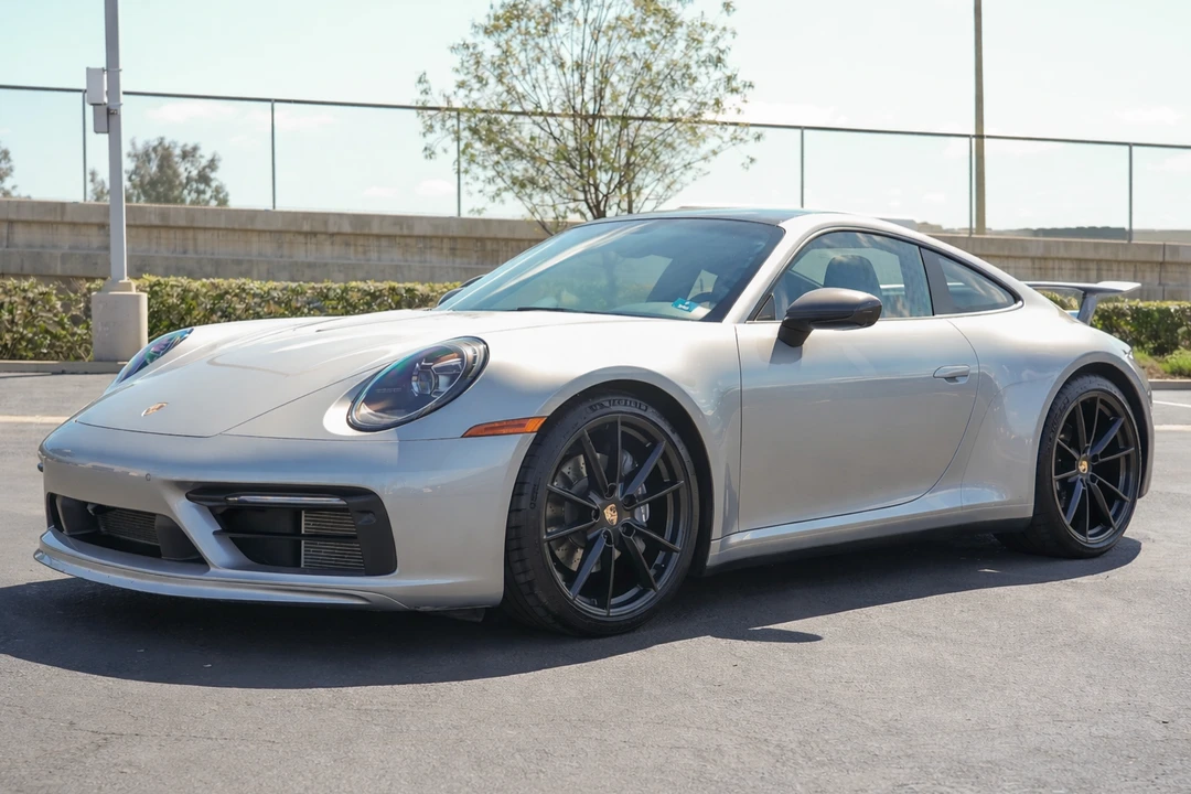 2024 Porsche 992 Carrera T - Image 3 of 10