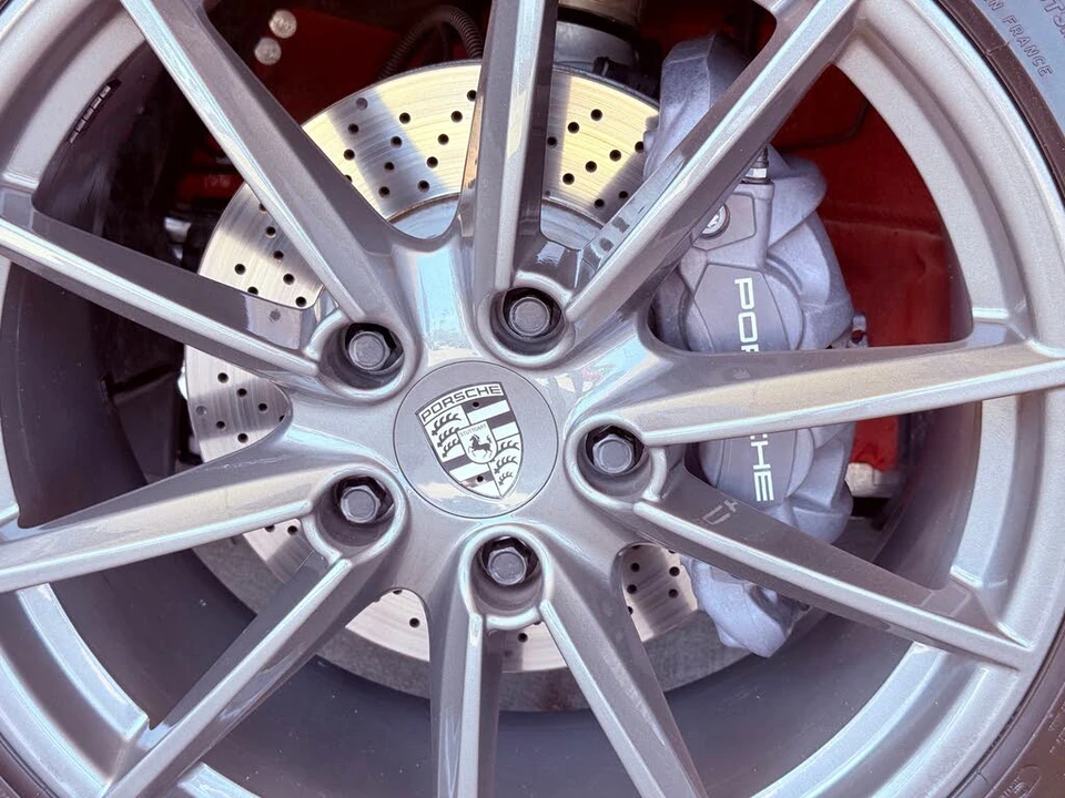2024 Porsche 992 Carrera T - Image 12 of 31