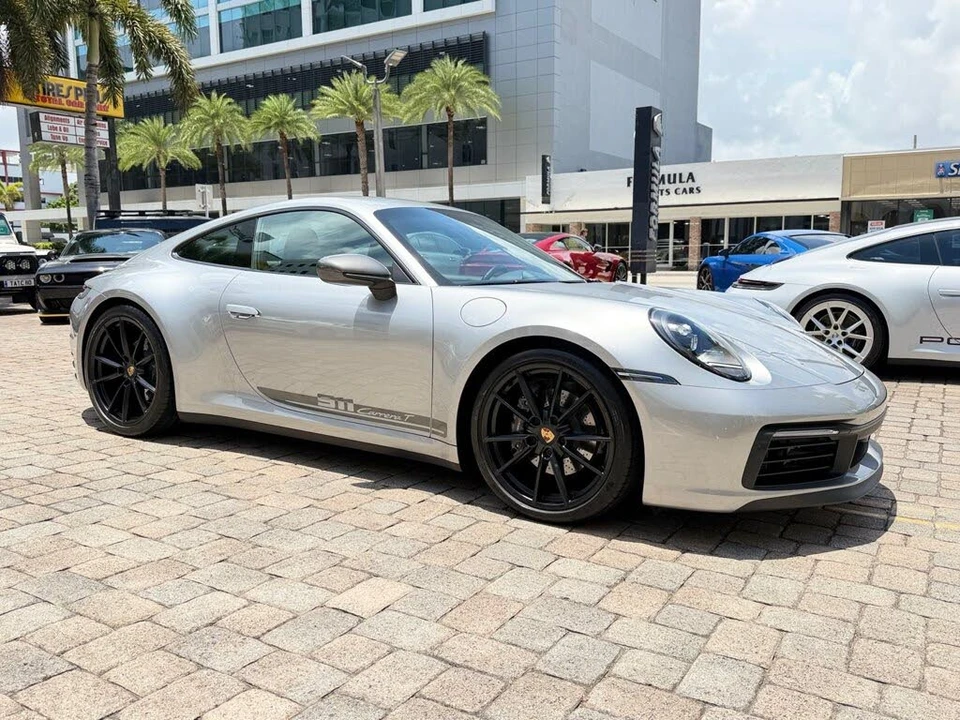 2024 Porsche 992 Carrera T - Image 8 of 31