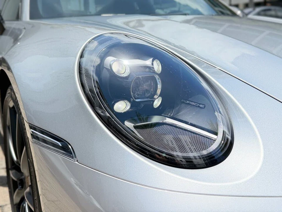 2024 Porsche 992 Carrera T - Image 5 of 31