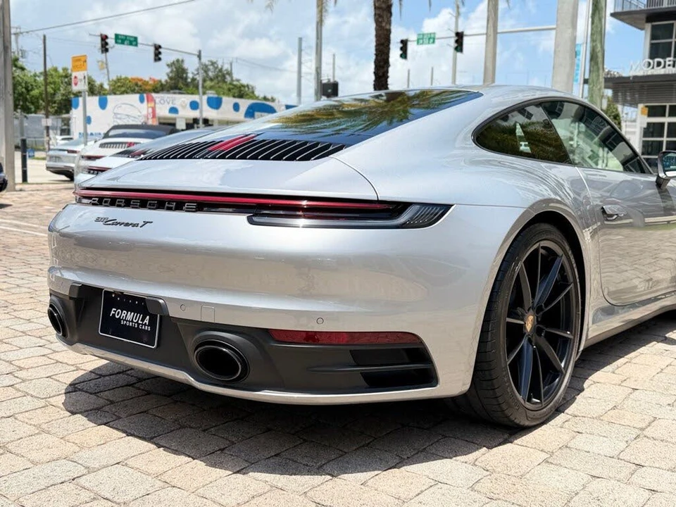 2024 Porsche 992 Carrera T - Image 13 of 31