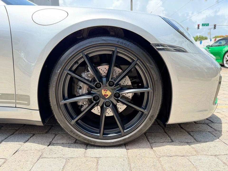 2024 Porsche 992 Carrera T - Image 28 of 31