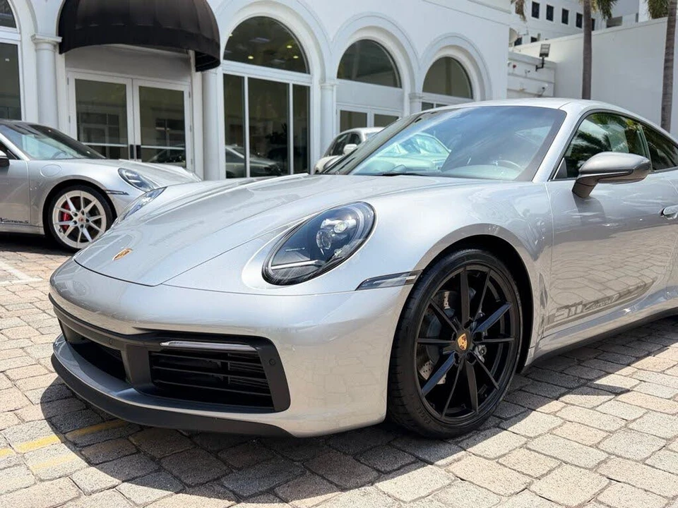 2024 Porsche 992 Carrera T - Image 2 of 31