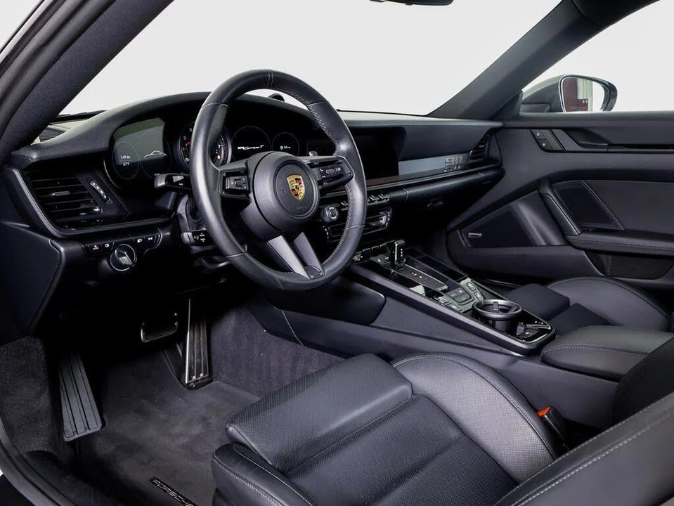 2024 Porsche 992 Carrera T - Image 4 of 31