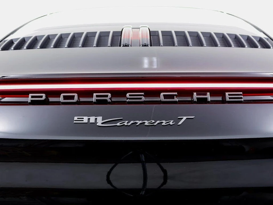 2024 Porsche 992 Carrera T - Image 16 of 31