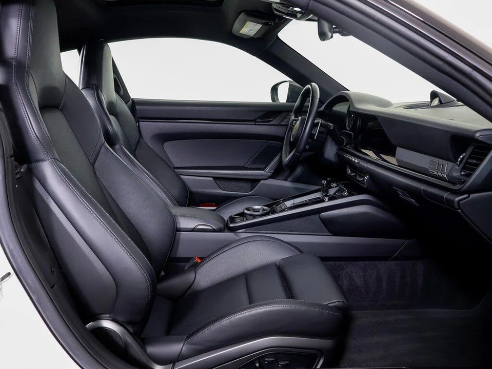 2024 Porsche 992 Carrera T - Image 8 of 31