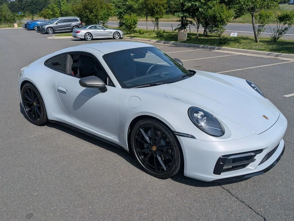 2024 Porsche 992 Carrera T - Image 2 of 31