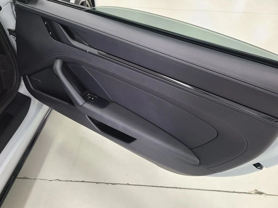 2024 Porsche 992 Carrera T - Image 24 of 31