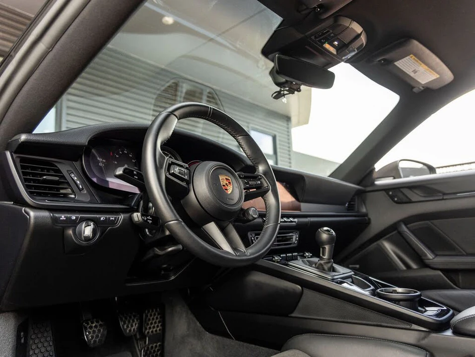 2024 Porsche 992 Carrera T - Image 4 of 31
