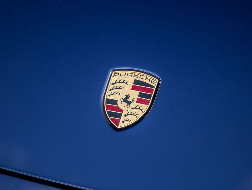 2024 Porsche 992 Carrera T - Image 21 of 31