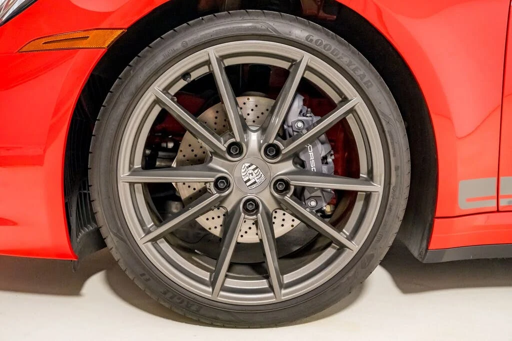 2024 Porsche 992 Carrera T - Image 12 of 31