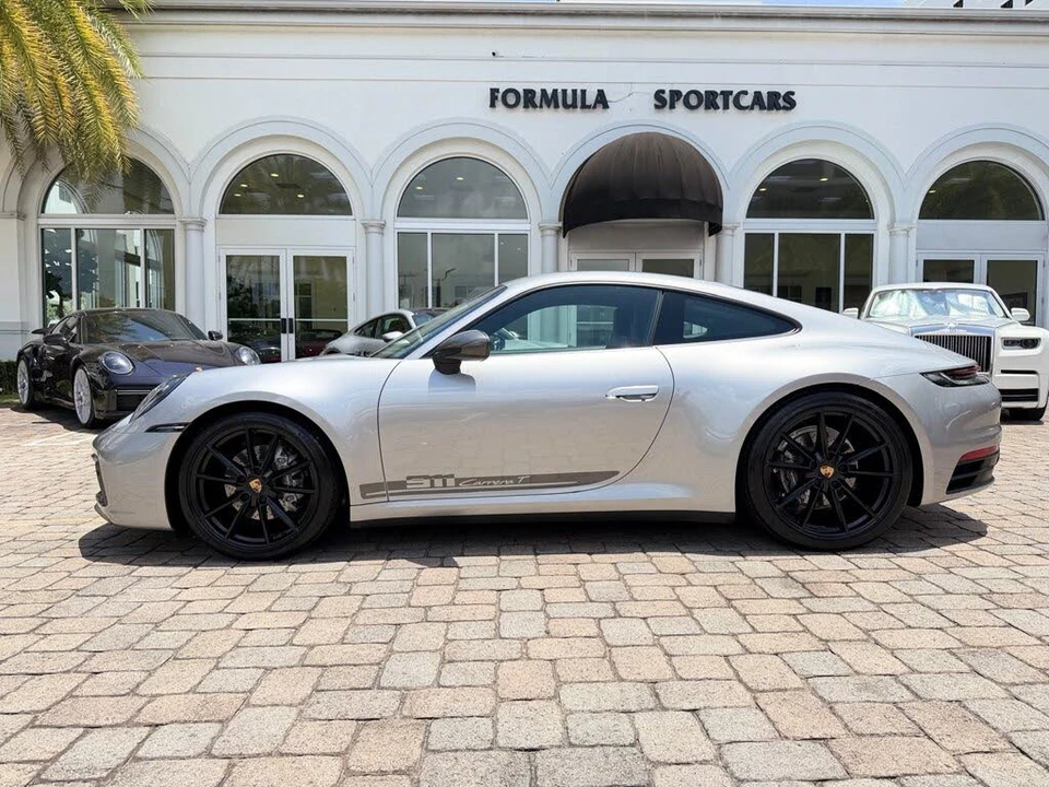 2024 Porsche 992 Carrera T - Image 19 of 31