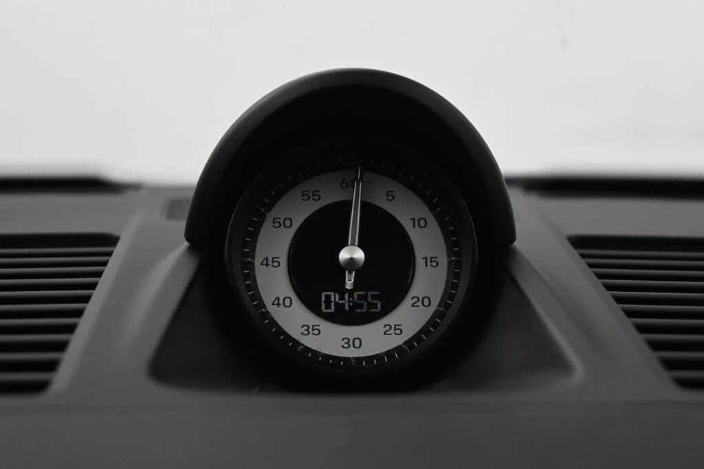 2024 Porsche 992 Carrera T - Image 10 of 31