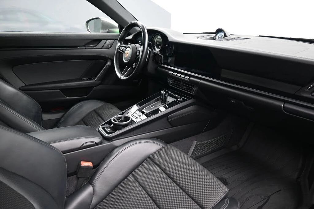 2024 Porsche 992 Carrera T - Image 12 of 31