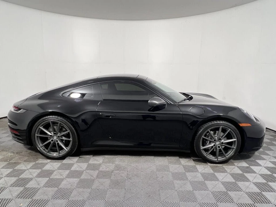 2024 Porsche 992 Carrera T - Image 8 of 25