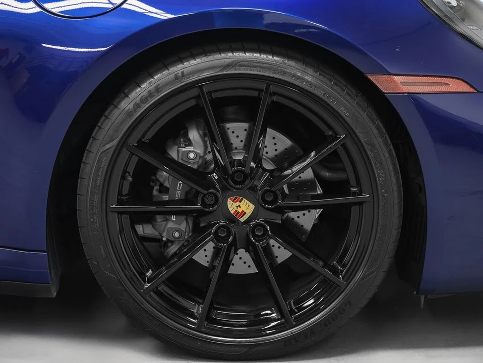 2024 Porsche 992 Carrera T - Image 16 of 31