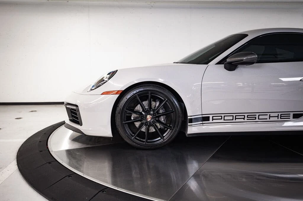 2024 Porsche 992 Carrera T - Image 11 of 29