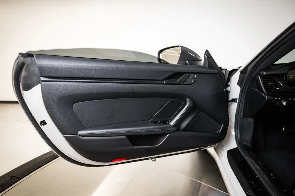 2024 Porsche 992 Carrera T - Image 23 of 29